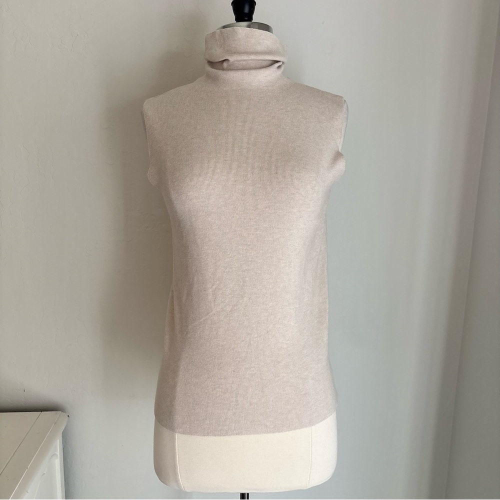 Ribbed Knit Sleeveless Turtleneck Top in Oatmeal, Sz L/XL Minimalist Neutral